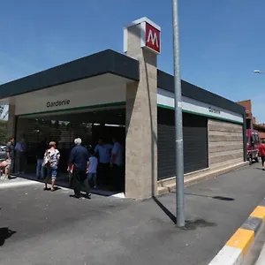 Intero Centocelle Roma. Affaccio Metro Appartamento Roma